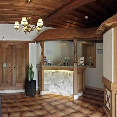 Garni Klocker